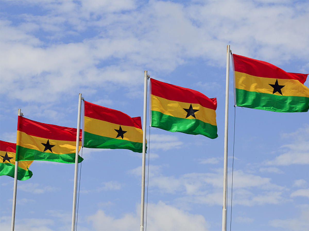 Envío desde China a Ghana: tarifas de transporte aéreo y marítimo